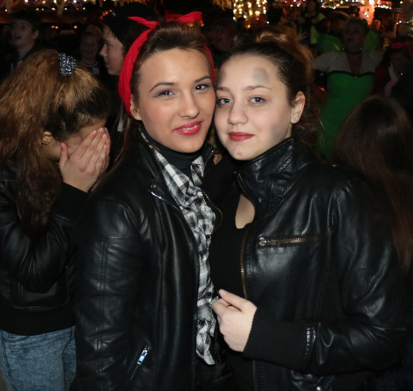 Virski karneval & maškare: Plesna maškarana fešta uz Jasmina Stavrosa