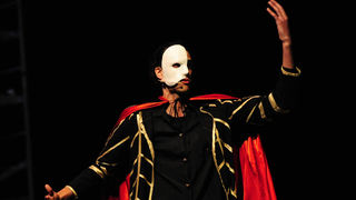 Zadar, 15.06.2013. snimio: Nenad Marčev
Gimnazija Vladimira Nazora Zadar i prijatelji
Andrew Lloyd Webber
Fantom u Operi
Redatelj Milena Dundov
Umjetnička voditeljica Iva Mustać Klarić
Nastupili učenici škole i prijatelji
Dvorana HNK Zadar Zadar, 15.06.2013. snimio: Nenad Marčev
Gimnazija Vladimira Nazora Zadar i prijatelji
Andrew Lloyd Webber
Fantom u Operi
Redatelj Milena Dundov
Umjetnička voditeljica Iva Mustać Klarić
Nastupili učenici škole i prijatelji
Dvorana HNK Zadar