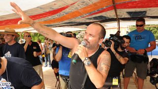 Danas se na zadarskoj rivi cetvrtu godinu za redom odrzava manifestacija Milenijum Jump. Foto : Andrija Lucic / CROPIX