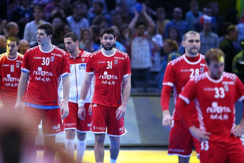 Tuga hrvatskih rukometaša nakon šokantnog poraza od Slovenije