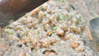 Priprema rižota s plodovima mora u sklopu Tuna, Sushi & Wine Festivala Priprema rižota s plodovima mora u sklopu Tuna, Sushi & Wine Festivala