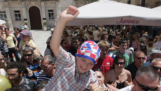 Hrvatska rukometna reprezentacija na Narodnom trgu (foto: Marin Gospić)