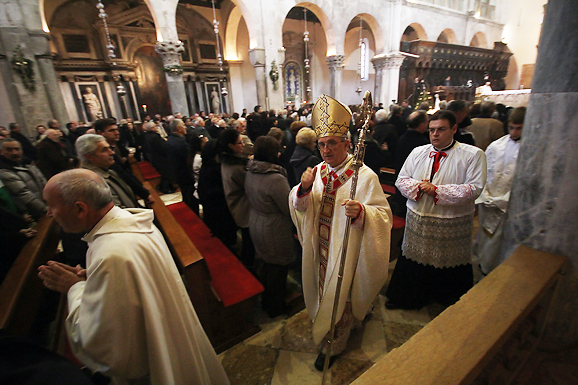 Božićno misno slavlje u katedrali sv. Stošije (foto:Saša Čuka)