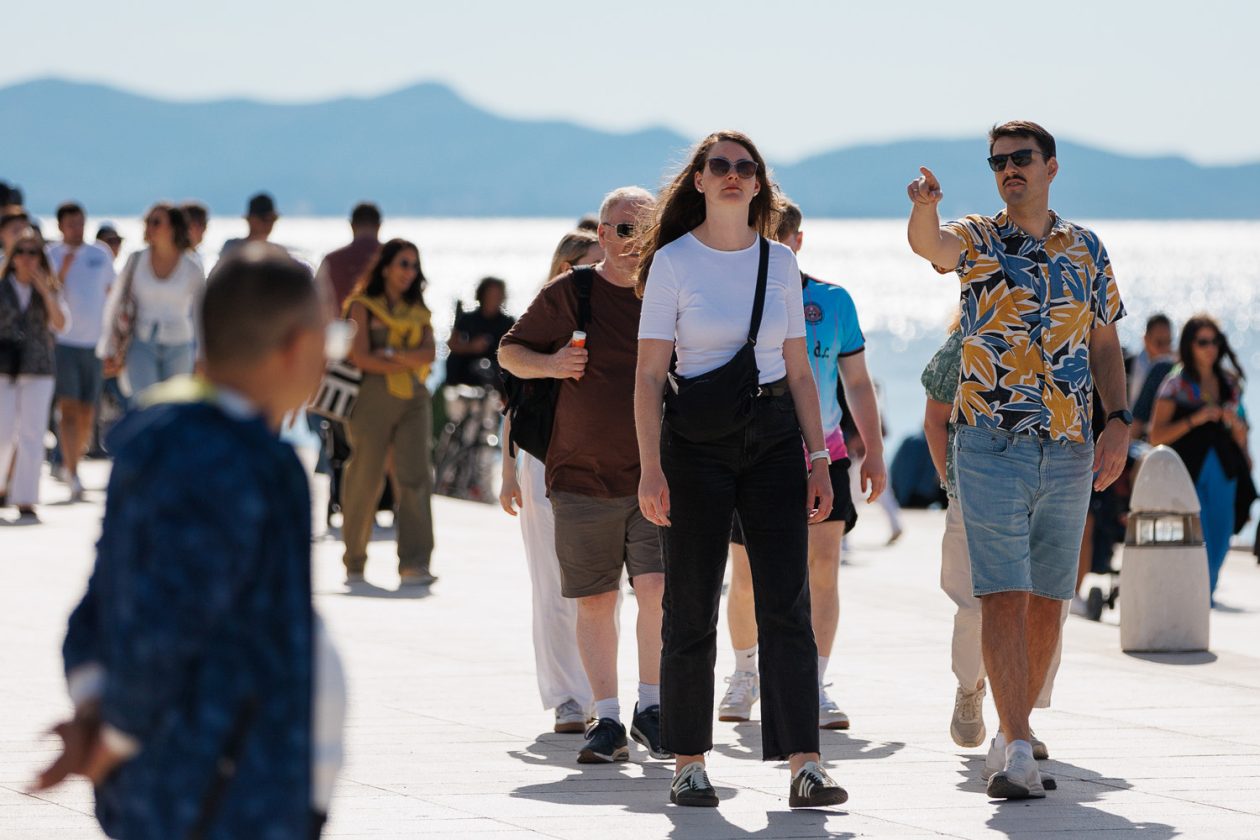 Đir po gradu, subotnja špica, 11. listopada 2025. Đir po gradu, subotnja špica, 11. listopada 2025.