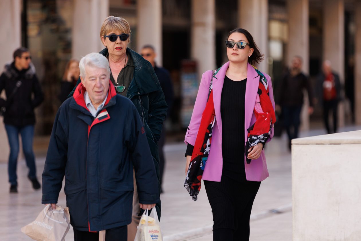 Đir po gradu, subotnja špica, 27. prosinca 2025. Đir po gradu, subotnja špica, 27. prosinca 2025.