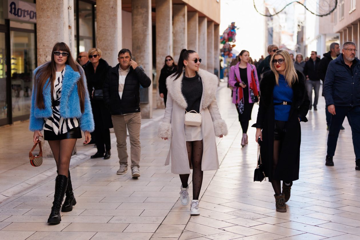 Đir po gradu, subotnja špica, 27. prosinca 2025. Đir po gradu, subotnja špica, 27. prosinca 2025.