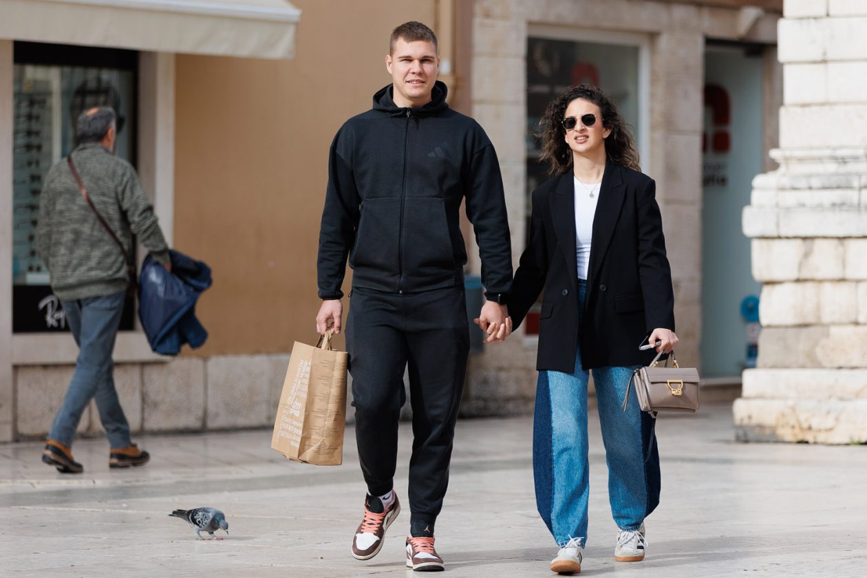 Đir po gradu, subotnja špica, 25. listopada 2025. Đir po gradu, subotnja špica, 25. listopada 2025.