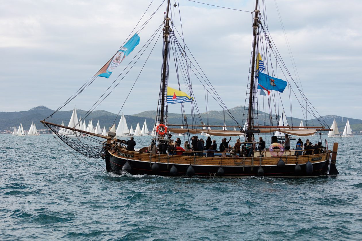 Đir po gradu, subotnja špica, 25. listopada 2025. Đir po gradu, subotnja špica, 25. listopada 2025.