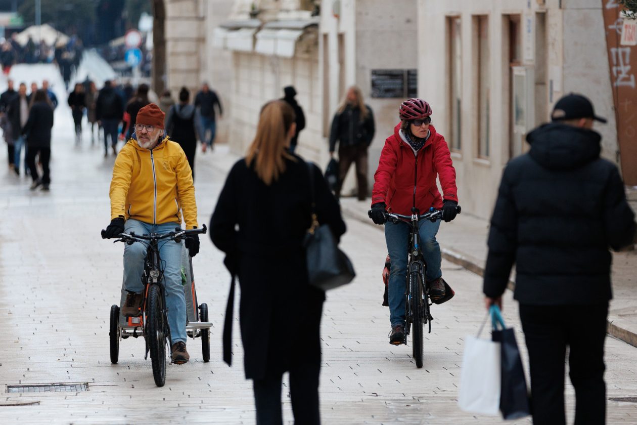 Đir po gradu, subotnja špica 10.1.2025. Đir po gradu, subotnja špica 10.1.2025.