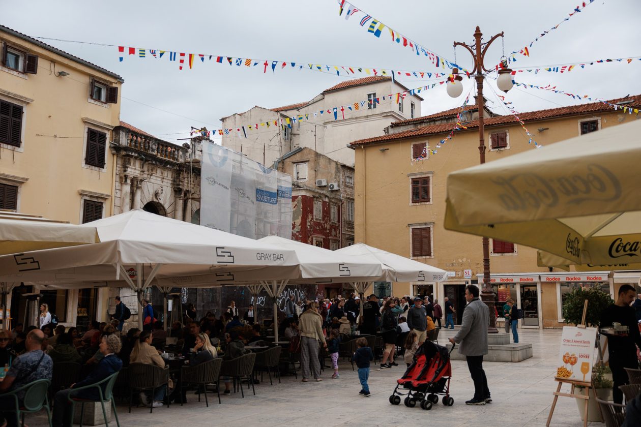 Đir po gradu, subotnja špica, 25. listopada 2025. Đir po gradu, subotnja špica, 25. listopada 2025.