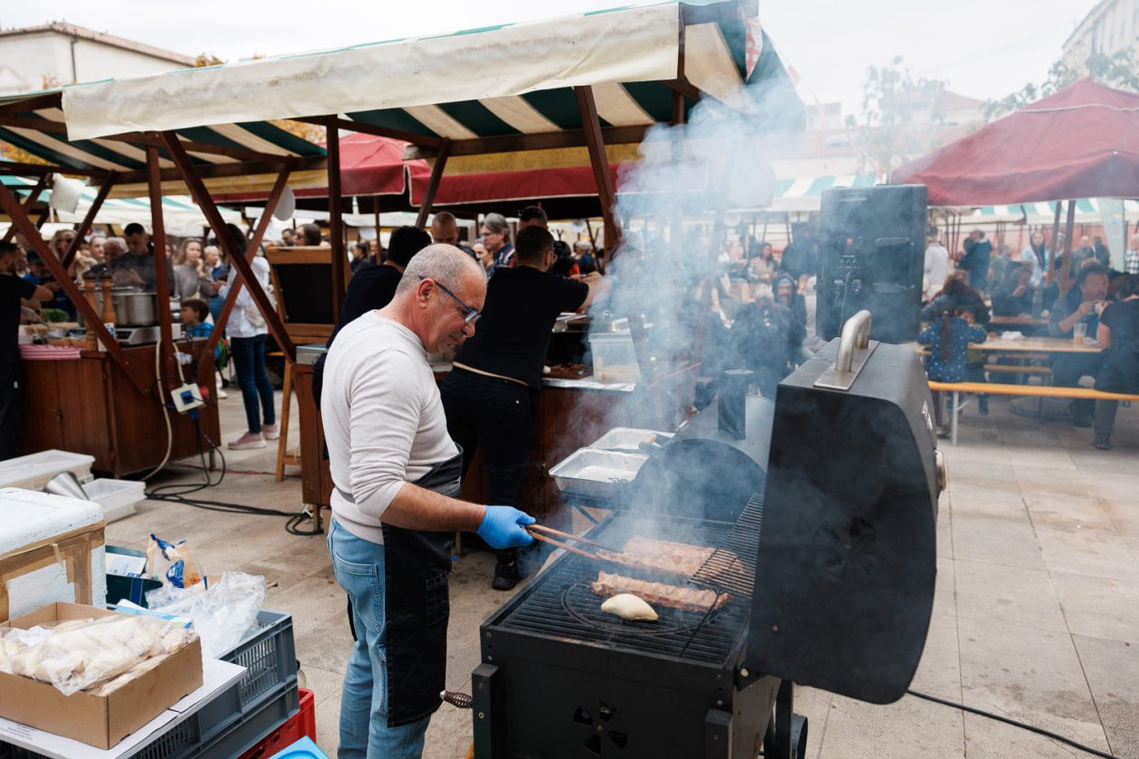 Đir po gradu, subotnja špica, 25. listopada 2025. Đir po gradu, subotnja špica, 25. listopada 2025.