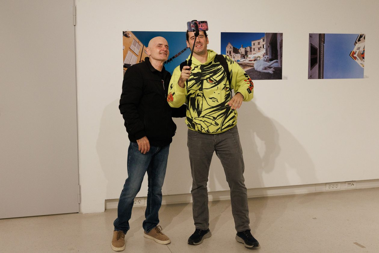 Međunarodna izložba najboljih fotografija pristiglih na natječaj “Pogledaj Mediteran” otvorena u Kneževoj palači