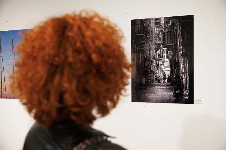 Međunarodna izložba najboljih fotografija pristiglih na natječaj “Pogledaj Mediteran” otvorena u Kneževoj palači