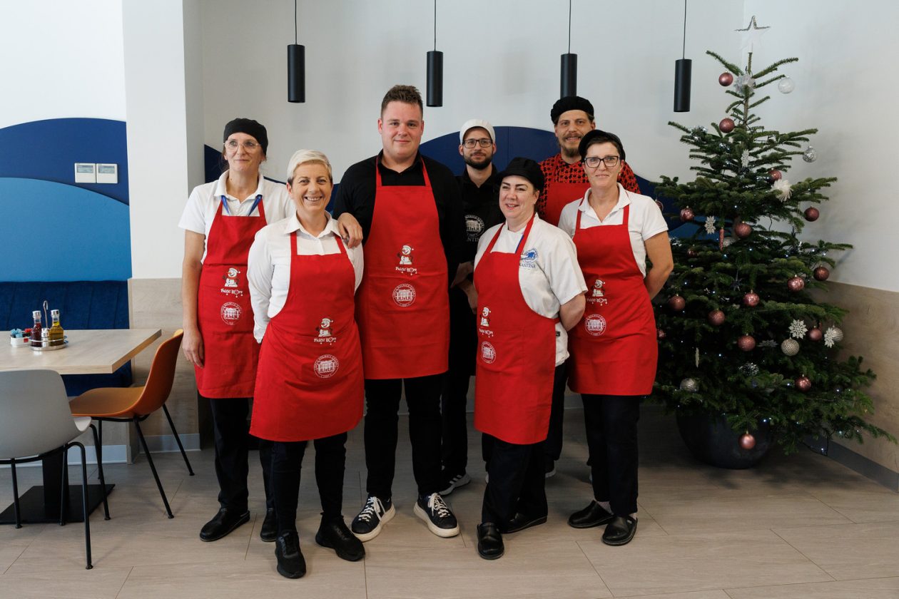 Blagdanski susret u kantini Opće bolnice Zadar