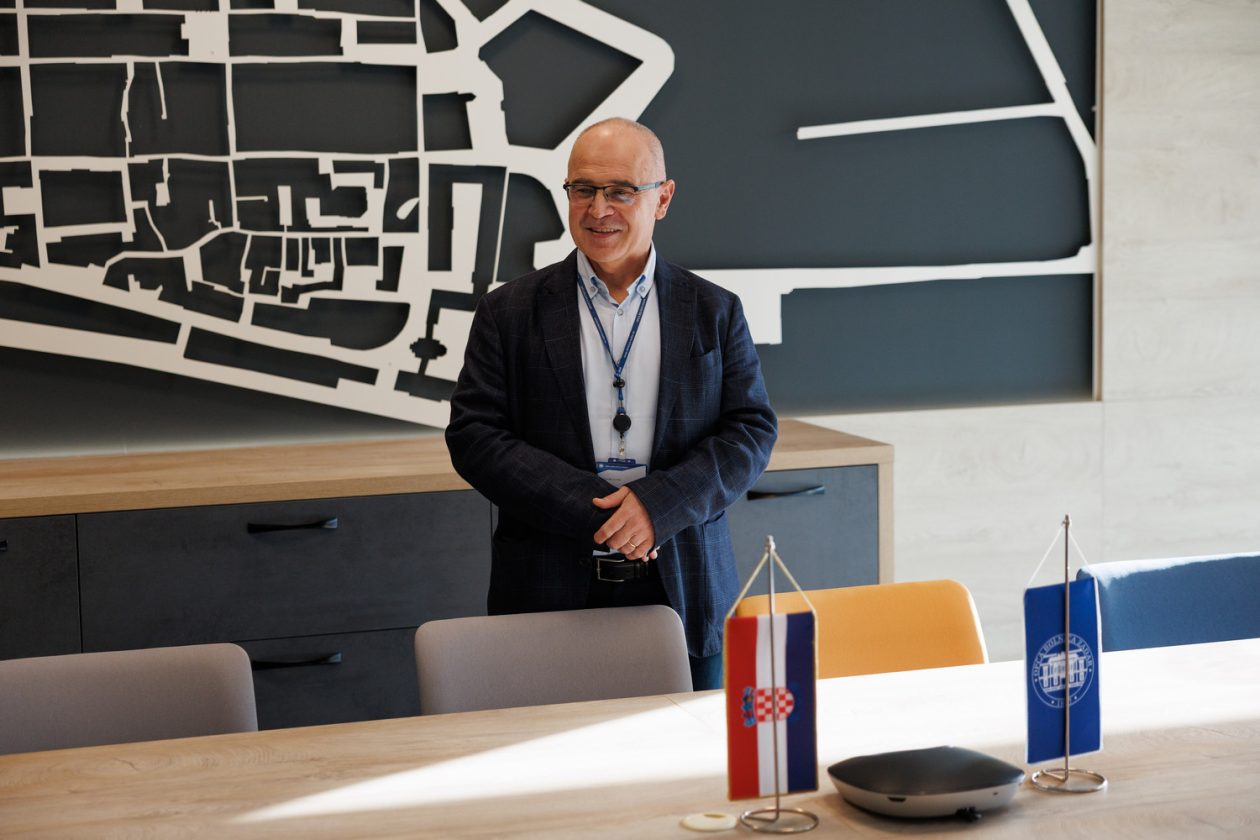 Blagdanski susret u kantini Opće bolnice Zadar