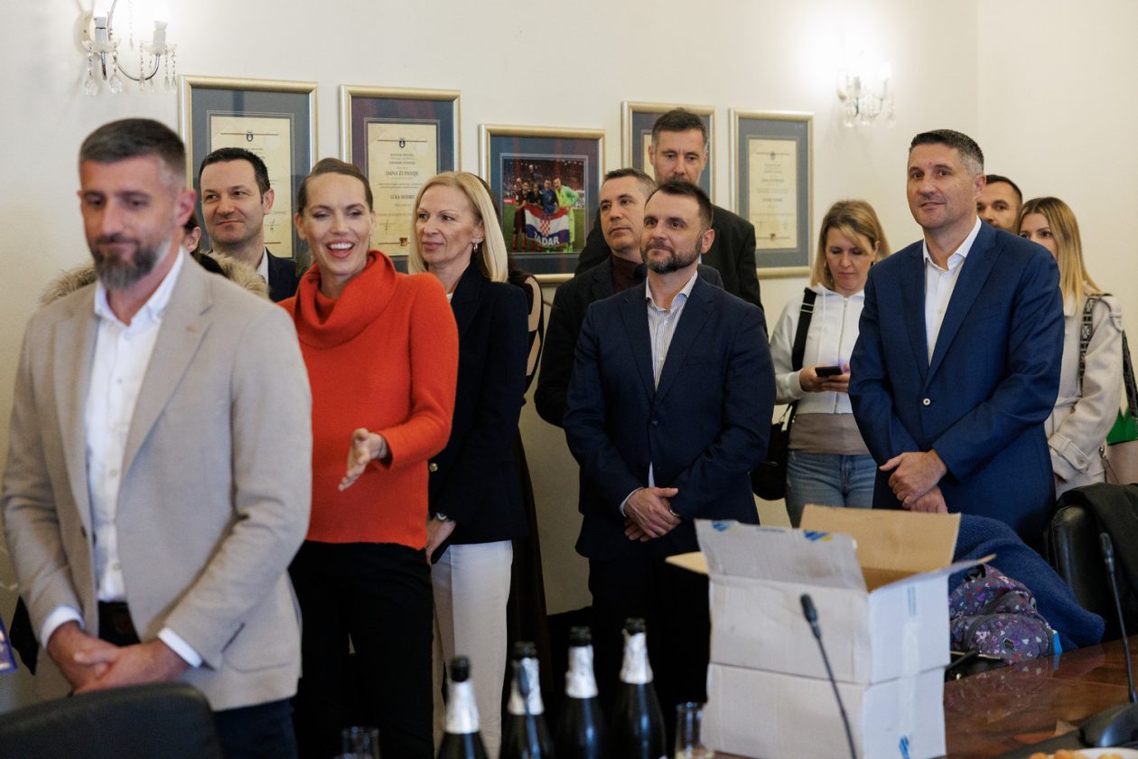 Župan Bilaver u velikoj vijećnici organizirao prijem za novinare