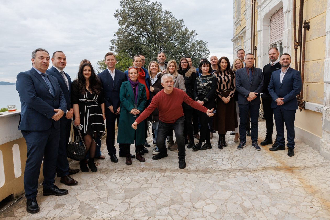 Župan Bilaver u velikoj vijećnici organizirao prijem za novinare