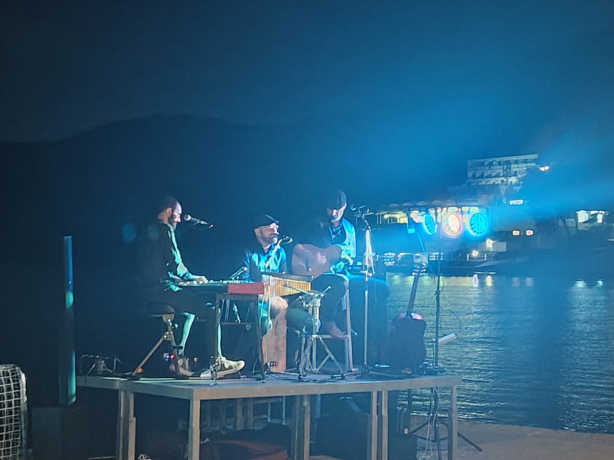 Božava zapjevala Arsenu – rođen festival Pjesma za Božavu (6)