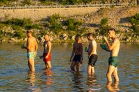 Odbojka u moru i skokovi u Maslenici oduševili posjetitelje