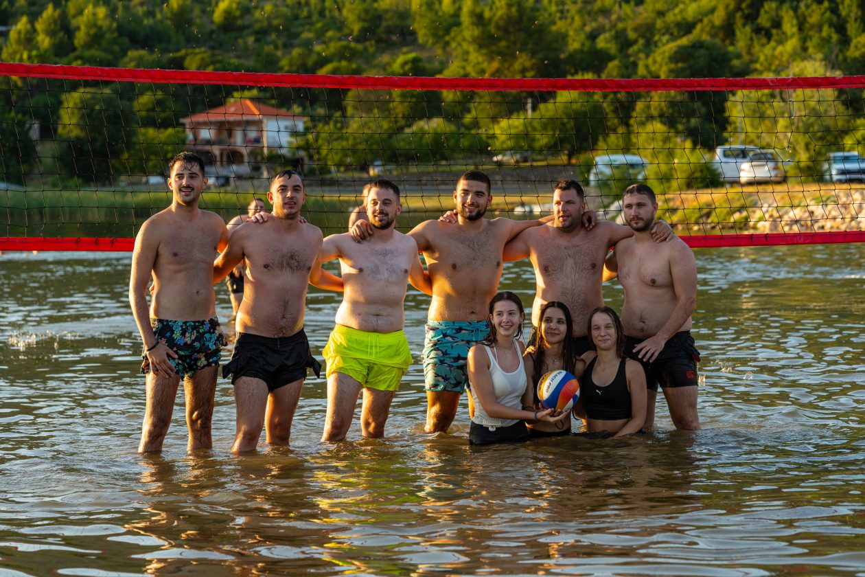 Odbojka u moru i skokovi u Maslenici oduševili posjetitelje