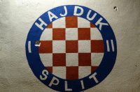 Vukšić zapalio svijeće u znak sjećanja za Vukovar i Škabrnju Vukšić zapalio svijeće u znak sjećanja za Vukovar i Škabrnju