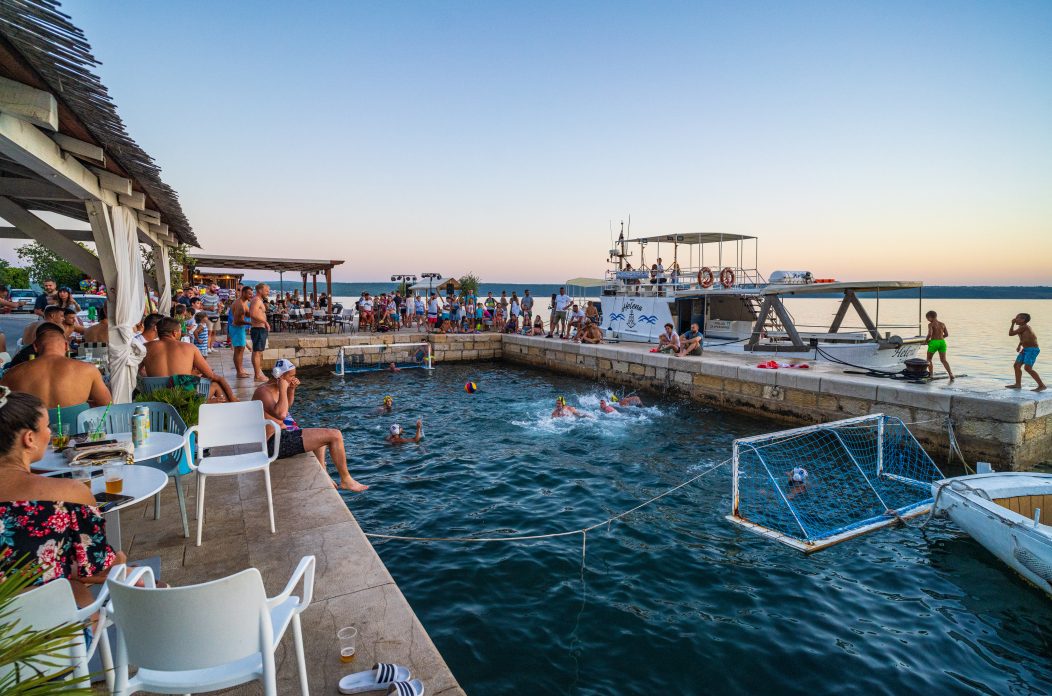 nocna divlja liga nocna divlja liga