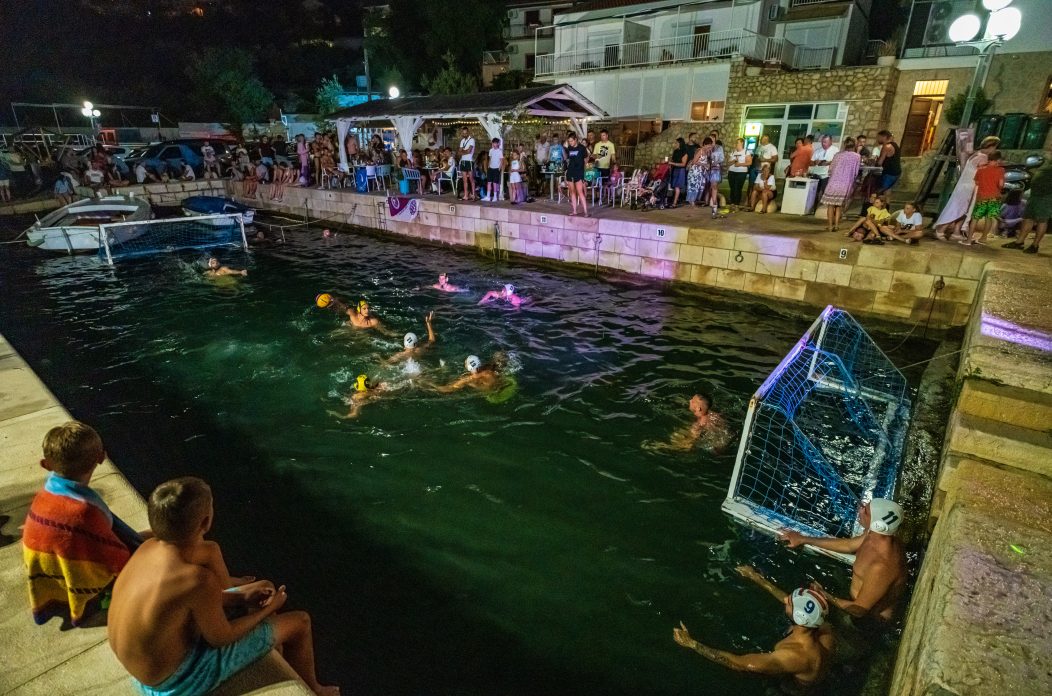 nocna divlja liga vaterpolo maslenica nocna divlja liga vaterpolo maslenica