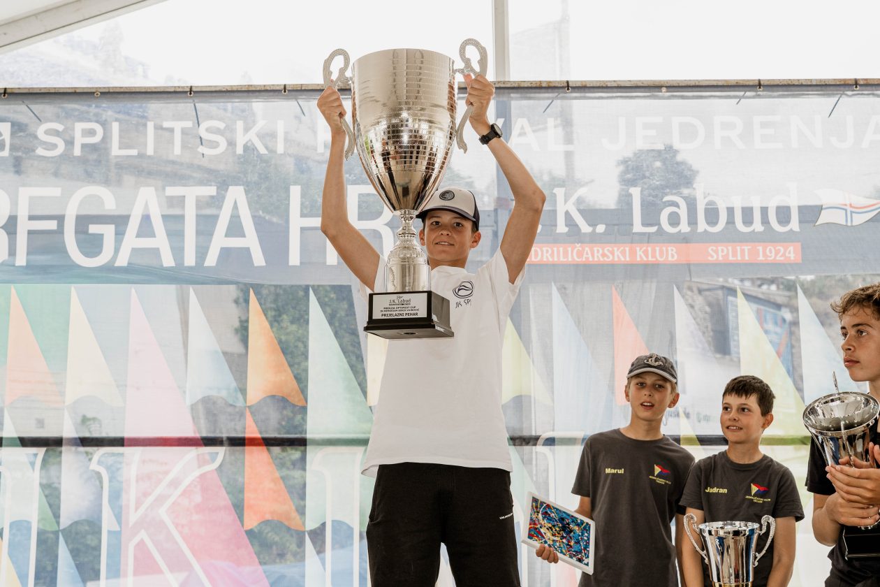 David Palinić sa prijelaznim peharom David Palinić sa prijelaznim peharom