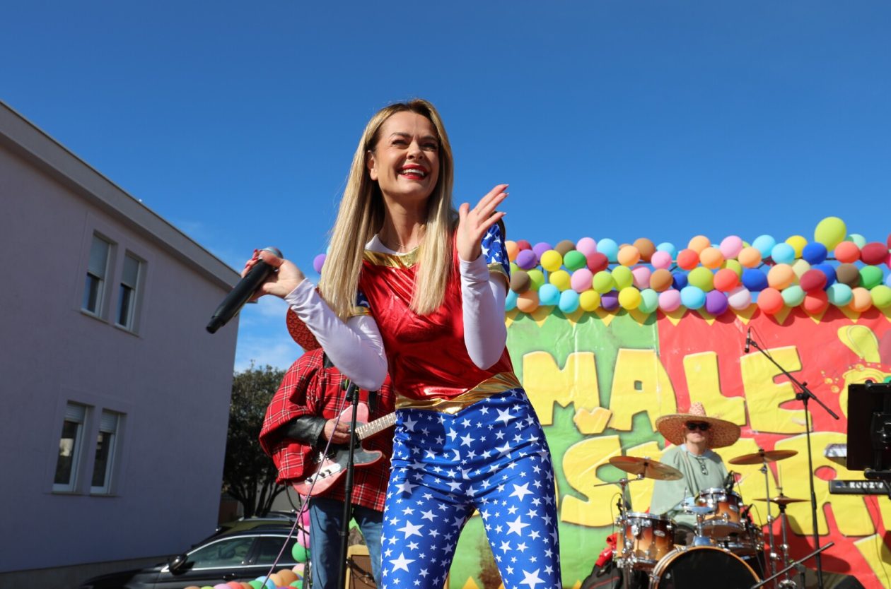 Dječji karnevalić na Viru (4)