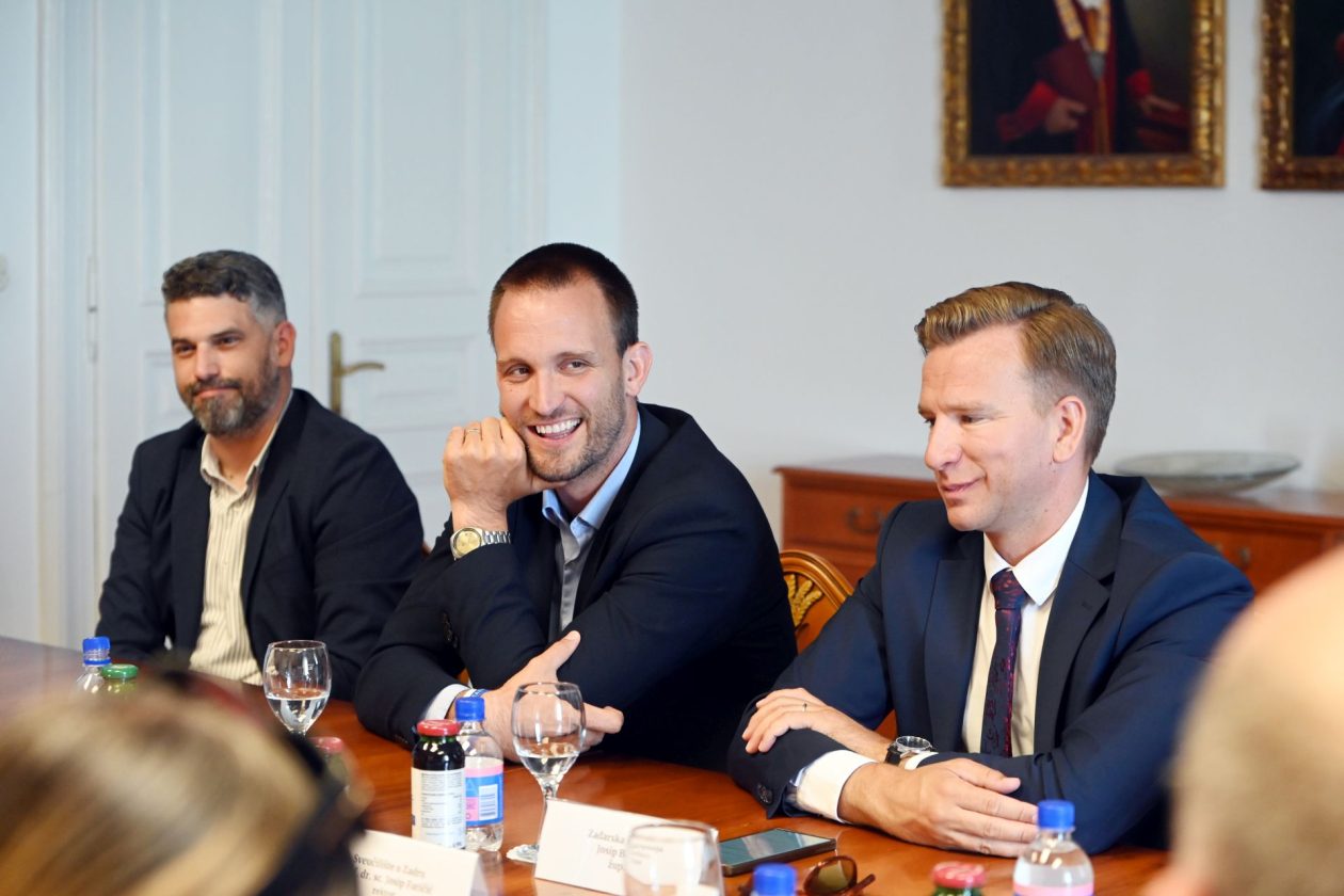 Gradonačelnik Erlić i župan Bilaver na sastanku s Upravom Sveučilišta u Zadru (3)
