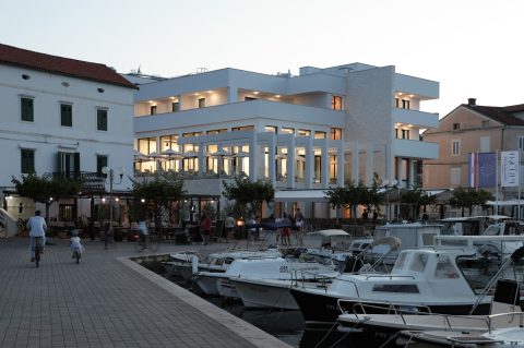 HILTON PREKO fotografije JŽ-102