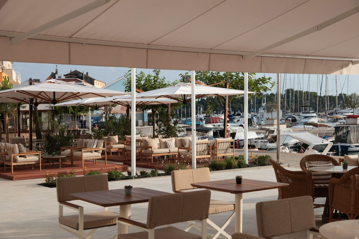 HILTON PREKO fotografije JŽ-106