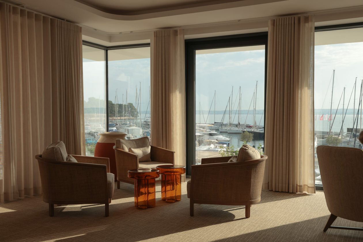 HILTON PREKO fotografije JŽ-110