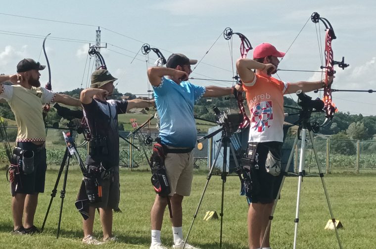 Zadarski streličari uspješni na turnirima u Sloveniji i Zaprešiću