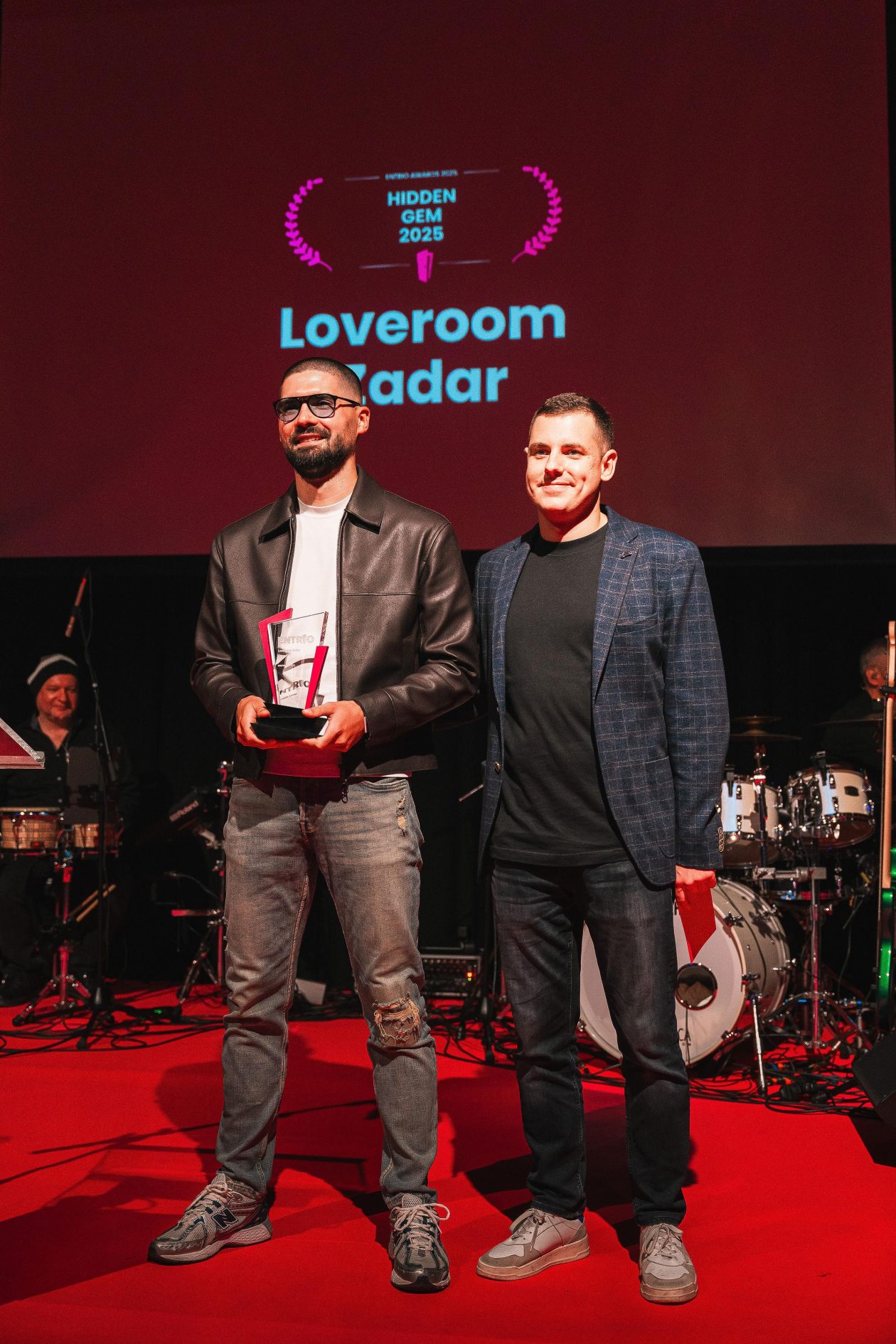 Karlo Knezevic Loveroom
