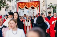 Procesija Svetog Trna Isusova okupila brojne uzvanike, vjernike i građane u Pagu