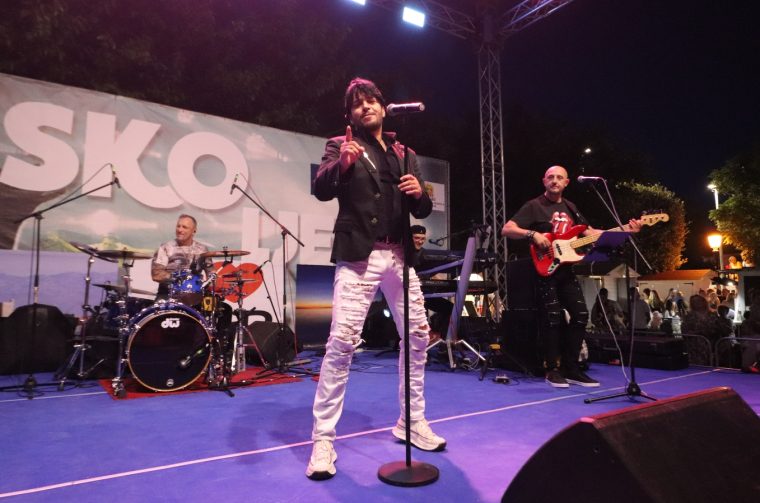 Prvi koncert Davora Borna oduševio publiku na Viru