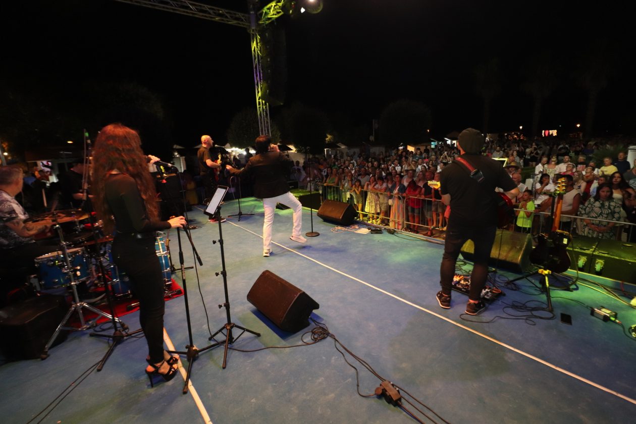 Prvi koncert Davora Borna oduševio publiku na Viru