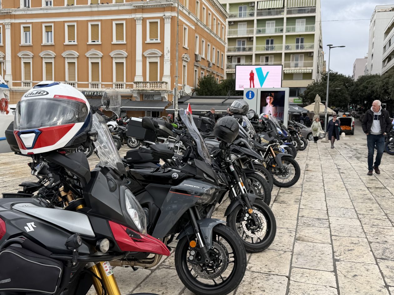 MK Bestije i bajkeri defile sjecanja na Skabrnju i Vukovar MK Bestije i bajkeri defile sjecanja na Skabrnju i Vukovar