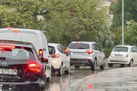 vruljica kolona vruljica kolona