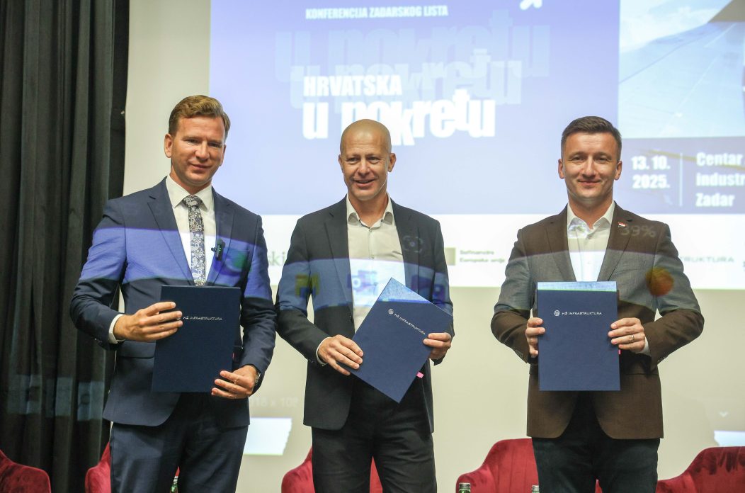 Potpisan Sporazum o suradnji na projektu obnove i razvoja željeznice u Zadarskoj županiji Potpisan Sporazum o suradnji na projektu obnove i razvoja željeznice u Zadarskoj županiji