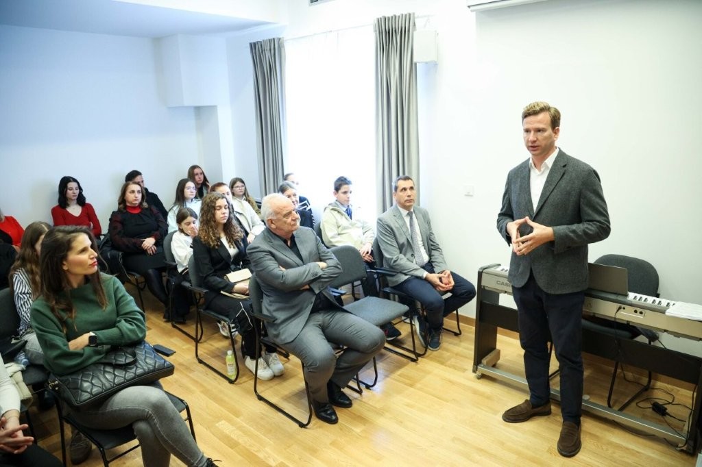 Drustveni dom Nin U novouređenom prostoru Društvenoga doma u Ninu održana je svečana završnica školskog natječaja Zadarske županije