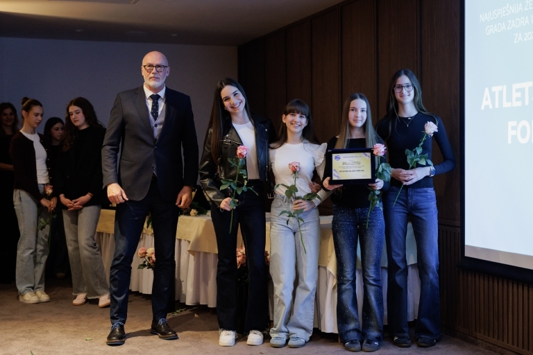 Sportska zajednica Grada Zadra nagradila najuspješnije sportaše u 2025. godini Sportska zajednica Grada Zadra nagradila najuspješnije sportaše u 2025. godini