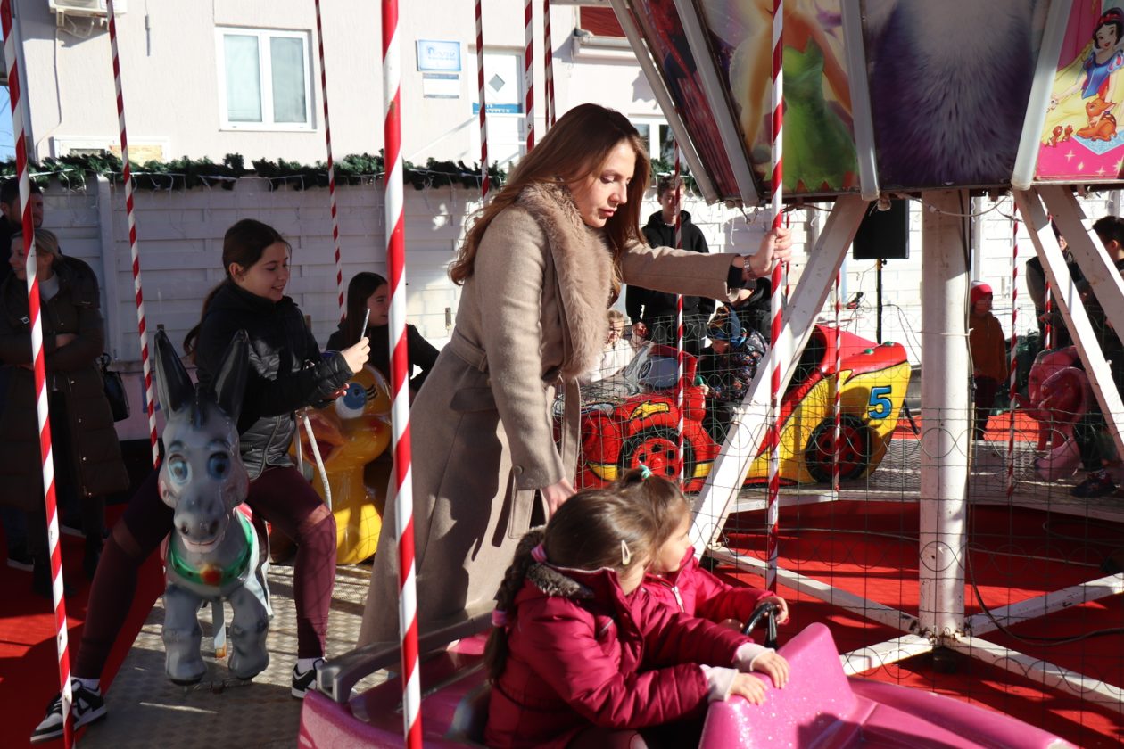 Prvi dječji doček Nove godine u Viru