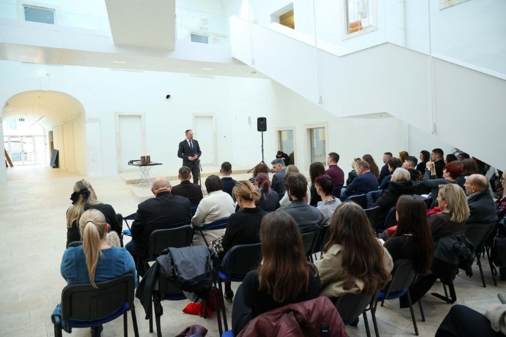 Dujela i Ćurković dodjelili priznanja “Volonterska ruka” 