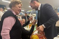 Božićno druženje branitelja u JK Uskok: chef Renato Kraljev pripremio divljač, stigao i gradonačelnik Erlić Božićno druženje branitelja u JK Uskok: chef Renato Kraljev pripremio divljač, stigao i gradonačelnik Erlić