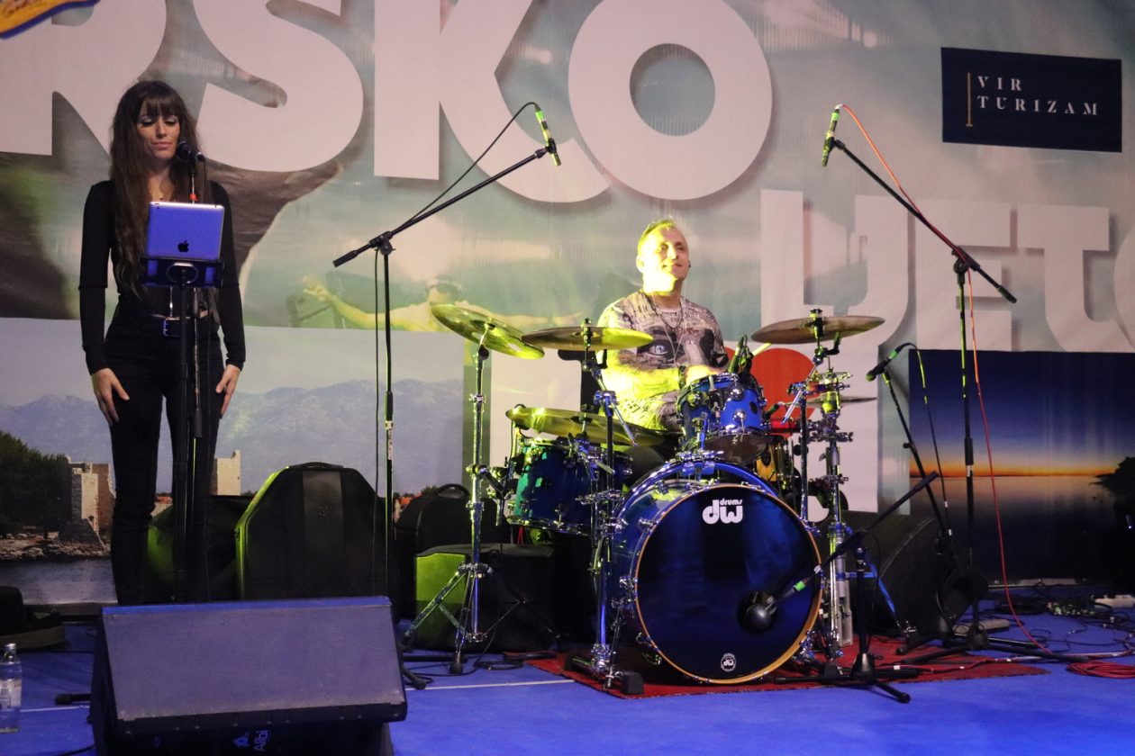 Prvi koncert Davora Borna oduševio publiku na Viru