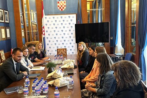 pomoćnici u nastavi gradonačelnik pomoćnici u nastavi gradonačelnik