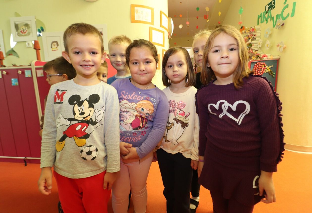 Predstavljena slikovnica Neobično putovanje Hrvatskog Crvenog križa