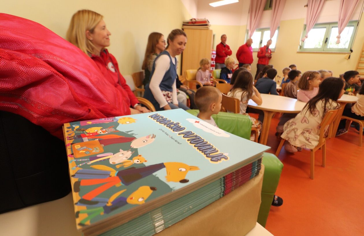 Predstavljena slikovnica Neobično putovanje Hrvatskog Crvenog križa
